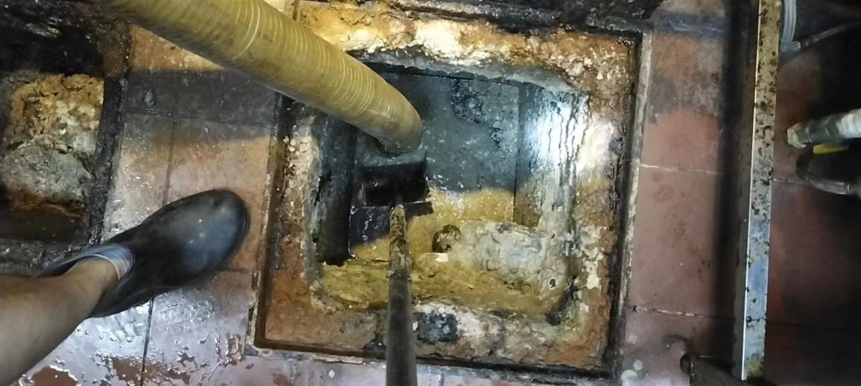 句容化油池清理-污水池清掏